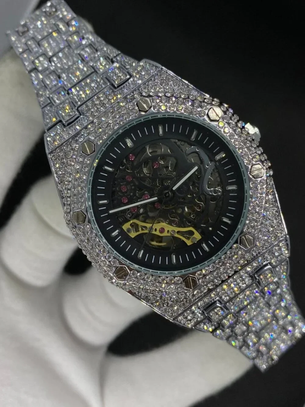 Self-Wind Mechanical Skeleton Iced Out Diamond Watch